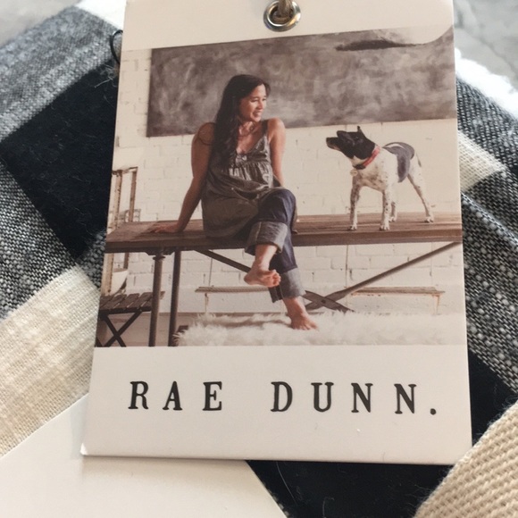 🆕Rae Dunn LOVE Buffalo Check Sherpa Throw - Picture 4 of 8
